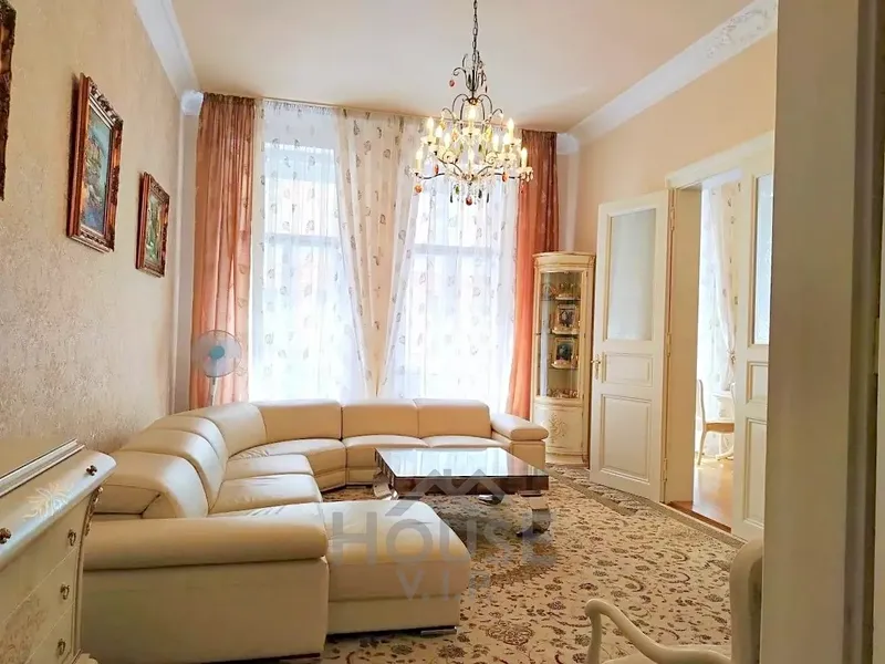Prodej bytu 3+1/balkon, 113 m², Praha - Malá Strana.